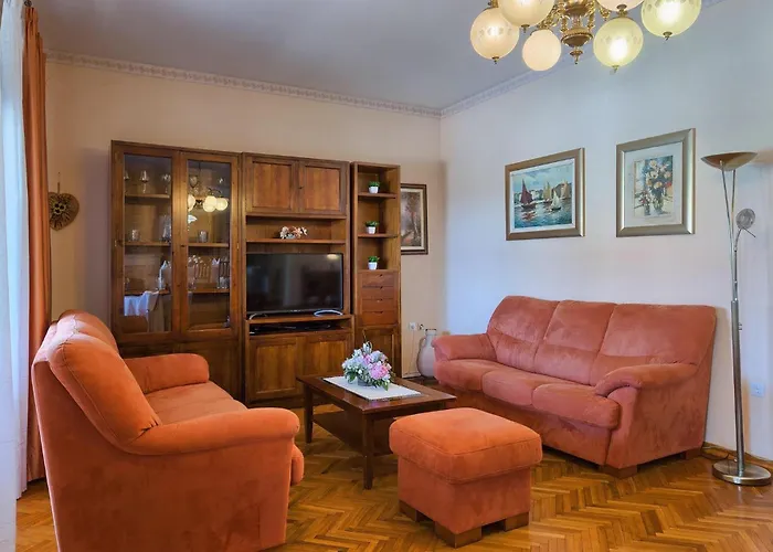 Сasa de vacaciones David Poreč