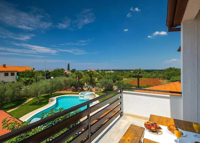 David Semesterbostad *