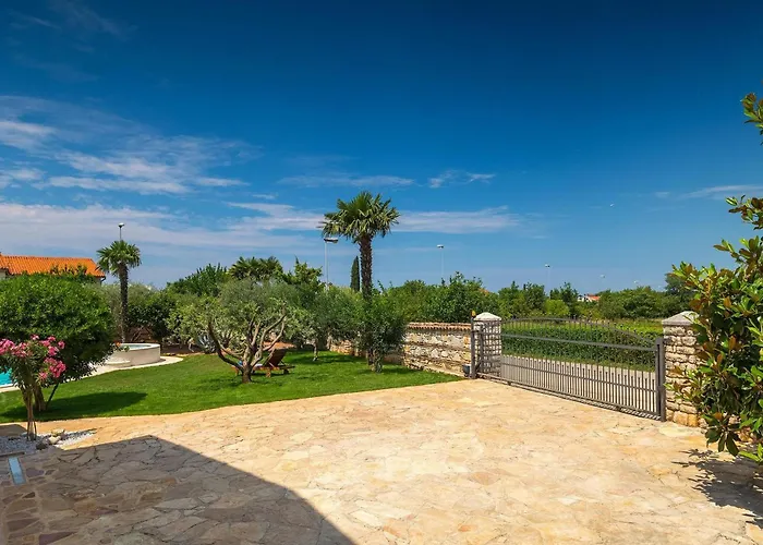 David Semesterbostad